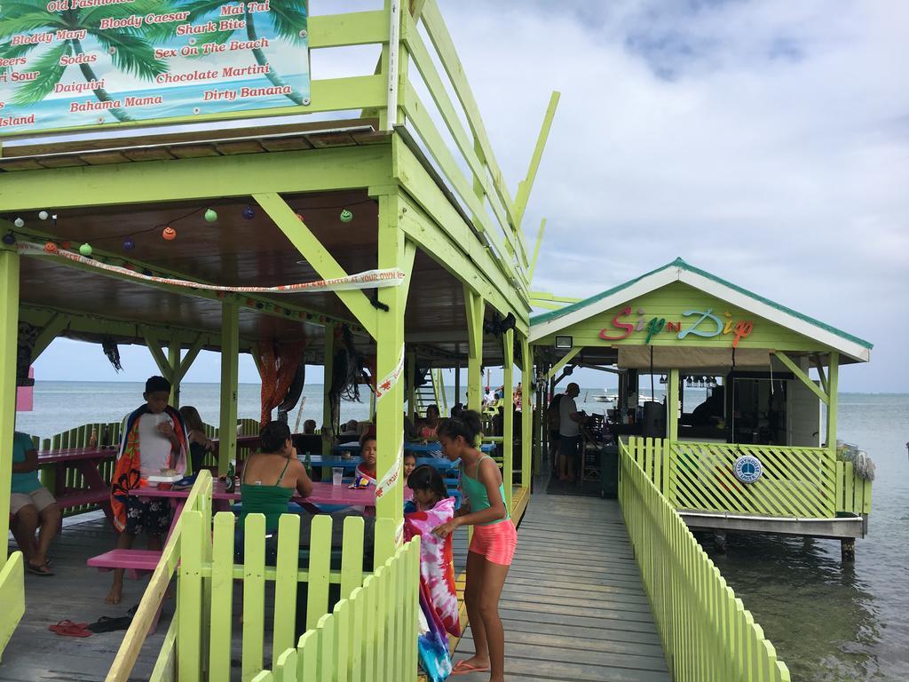 Mara'S Place Hotel Caye Caulker Екстериор снимка