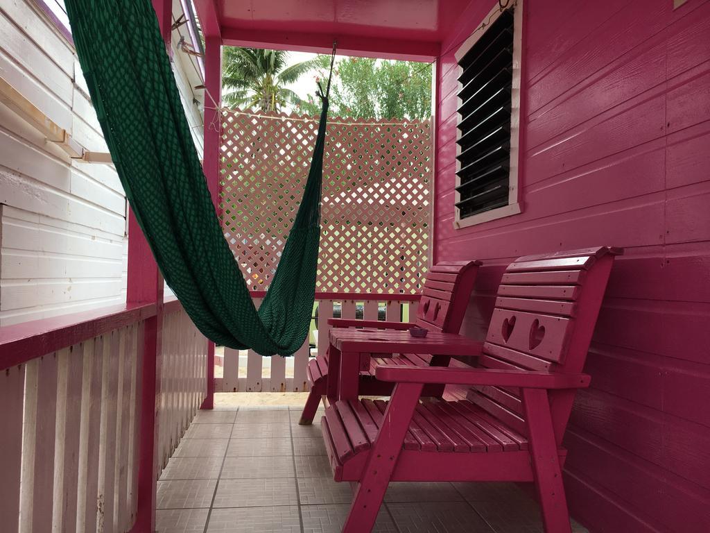 Mara'S Place Hotel Caye Caulker Екстериор снимка